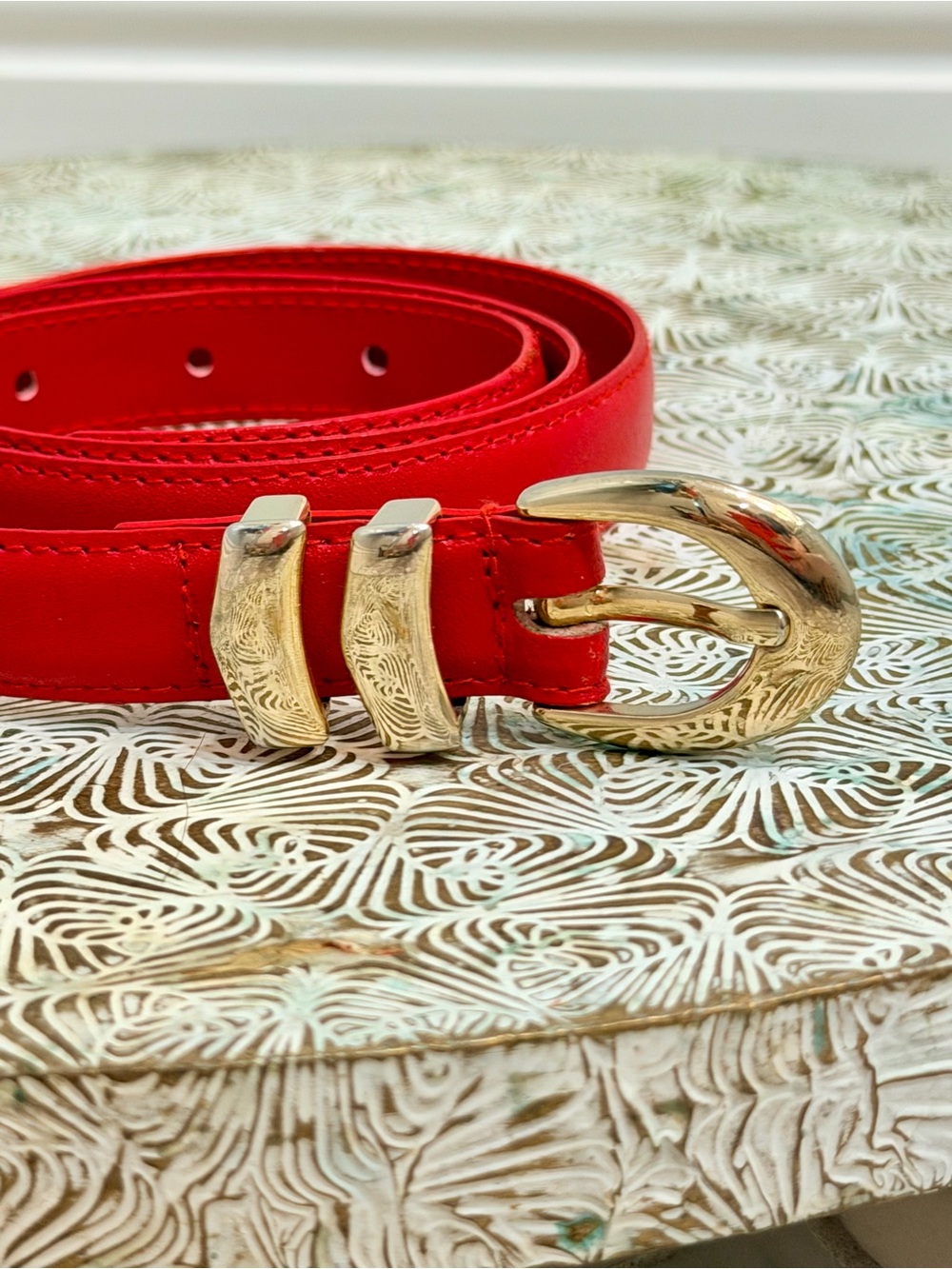 Vintage 80s Glorius Red Leather Western Belt Gold Buckle Women’s Sz L